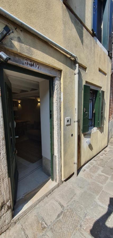 Dimore Del Borgo Antico - Corte Da Lezze Venedig Eksteriør billede
